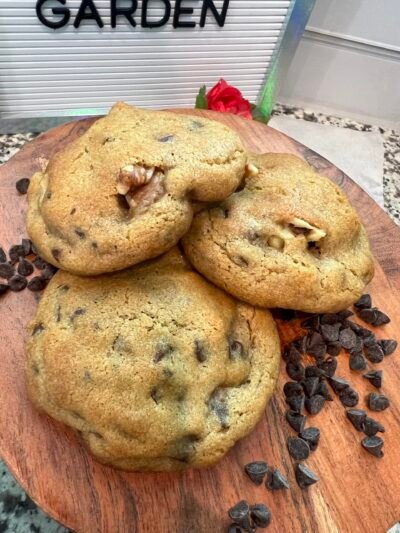 Walnut Stuffed Cookie