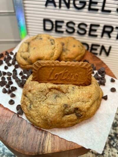 Biscoff Stuffed Cookie